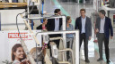 Visita de Alberto Núñez Feijóo a la fábrica de cal...