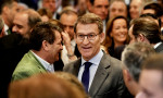 Feijóo dice que Sánchez demuestra no tener margen para hacer los cambios que haría un “presidente con autoridad” al mantener a los ministros “más desgastados” 