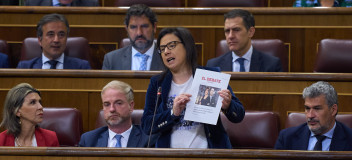 Ana Vázquez en la sesión de control al Ejecutivo 