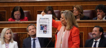 Macarena Montesinos en la sesión de control en el Congreso Macarena Montesinos en la sesión de control en el Congreso