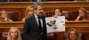 Jaime de Olano durante la sesión de control al Gobierno Jaime de Olano durante la sesión de control al Gobierno