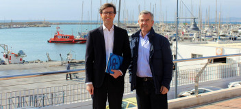 Pablo Montesinos y el alcalde de Estepona, José María García Urbano