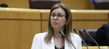 La senadora del PP por la Comunidad Autónoma de Andalucía, Teresa Ruiz-Sillero
