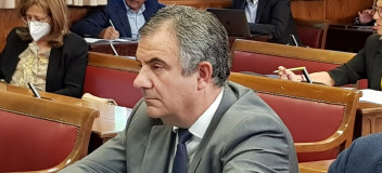El portavoz de Universidades del Grupo Popular y senador por Murcia, Juan María Vázquez
