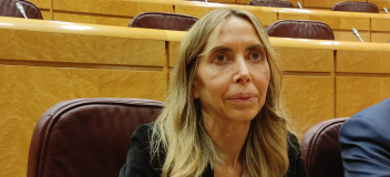 Carmen Fernández Caballero antes su intervención.