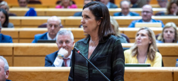 Pilar Rojo en el Senado 