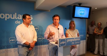 Rueda de prensa de Carlos Floriano en Jerez de la Frontera