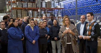 María Dolores de Cospedal visita la empresa SECOM en Molina de Segura (Murcia)