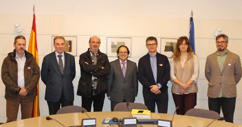 Luis Aznar se reúne con representantes de UGT y CC.OO 