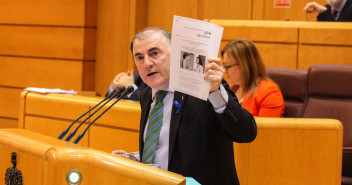 Manuel Marmolejo durante su intervención en el Senado