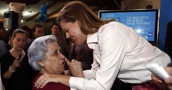 María Dolores Cospedal en la clausura de un mitin en Bolaños de Calatrava