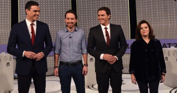 Soraya Sáez de Santamaría participa en el Debate a 4 organizado por Antena 3