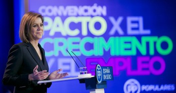 La secretaria general del PP, María Dolores de Cospedal