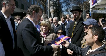 Mariano Rajoy con miembros de Societat Civil Catalana