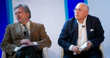 Juan Juliá, Vicepresidente del Comité Permanente de la Conferencia de Rectores de las Universidades Españolas