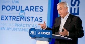 El vicesecretario de Autonomías y Ayuntamientos del PP, Javier Arenas