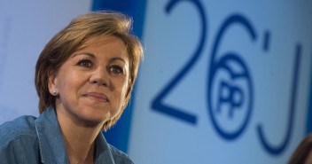 María Dolores de Cospedal en la presentación del programa electoral en Barcelona