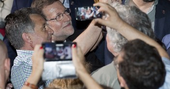 Mariano Rajoy en el acto de inicio de campaña