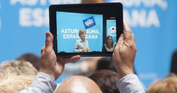 María Dolores de Cospedal interviene en un acto en Gijón