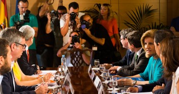 Tercera reunión de los equipos de PP y Ciudadanos en el Congreso de los Diputados