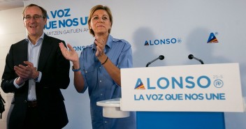 Alfonso Alonso y María Dolores Cospedal en el encuentro de presidentes autonómicos del PP