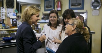 María Dolores de Cospedal visita Bueu