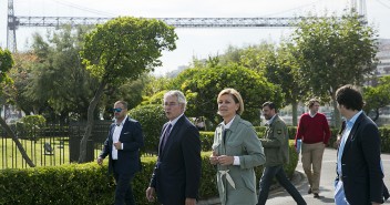 María Dolores de Cospedal visita Getxo