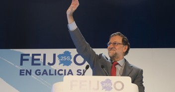 Mariano Rajoy clausura el acto de cierre de campaña en Vigo