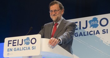 Mariano Rajoy clausura el acto de cierre de campaña en Vigo