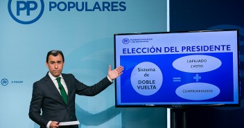 Fernando Martínez Maillo presenta las líneas básicas de la Ponencia Política y de Estatutos