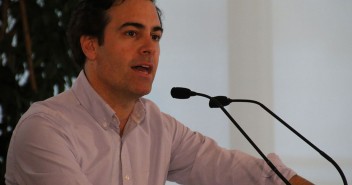 Pablo Zalba durante un acto con compromisarios del PP en Barcelona