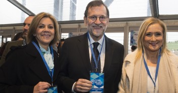 Mariano Rajoy, Dolores de Cospedal y Cristina Cifuentes a su llegada al 18 Congreso del PP