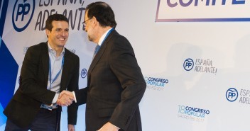 Mariano Rajoy y Pablo Casado en el 18 Congreso PP
