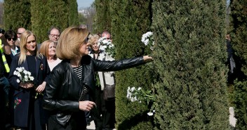 María Dolores Cospedal, asiste al acto homenaje con motivo del Día Europeo de las Víctimas del Terrorismo