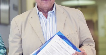 Tomás Burgos presenta en el Registro de la Cámara Alta el Plan de Trabajo del GPP en la Comisión de financiación de partidos