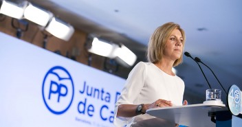 Mª Dolores Cospedal interviene en la Junta Directiva del PP de Cataluña