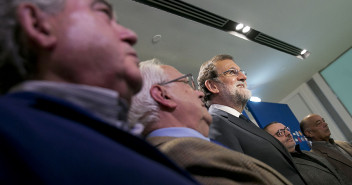 Mariano Rajoy se reúne con representantes de la Federación de Casas Regionales