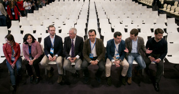 Nuestros vicesecretarios junto a Juanma Moreno en la llegada a la Convención Nacional de Sevilla 2018