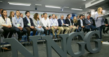 Ana Isabel Pérez interviene en el Consejo de Alcaldes de NNGG
