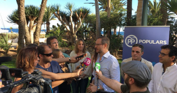 Javier Maroto clausura un acto de NNGG en Ibiza