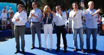 Foto de familia del Día del Afiliado del PP de Aragón