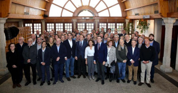 Foto de familia de la Junta Directiva Provincial del PP de A Coruña