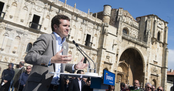 Pablo Casado en un acto en León 