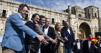 Pablo Casado en un acto en León 