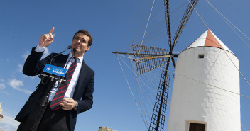 Pablo Casado en un acto del PP en Menorca