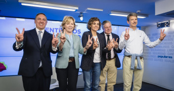 Dolors Montserrat en el acto con venezolanos residentes en Madrid, junto a Leopoldo López