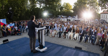 Pablo Casado en el cierre de campaña en Madrid