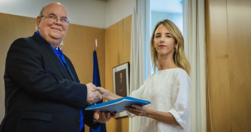 Reunión de Cayetana Álvarez de Toledo con el embajador Antonio Ecarri, enviado especial del Presidente Encargado de Venezuela