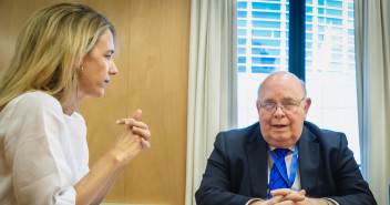 Reunión de Cayetana Álvarez de Toledo con el embajador Antonio Ecarri, enviado especial del Presidente Encargado de Venezuela