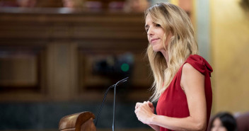 Cayetana Álvarez de Toledo, durante su intervención en el Pleno Extraordinario en el Congreso de los Diputados